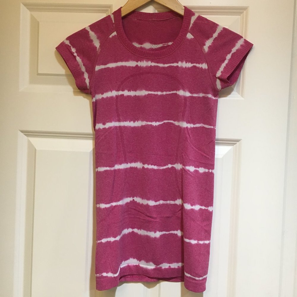 Lululemon Swiftly Tech Short Sleeve Size 2